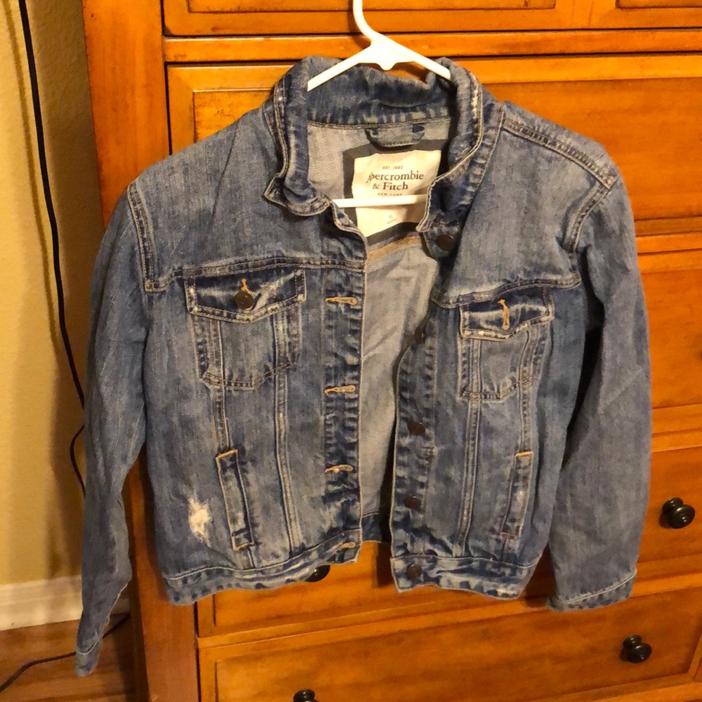 Abercrombie & Fitch jean jacket